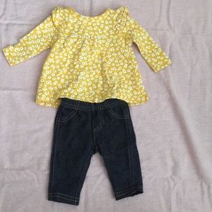 Carter’s Newborn Girl Top and Jeggings